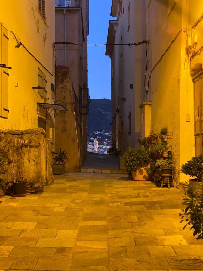 Bastia Citadelle: Superbe Appartement Luaran gambar