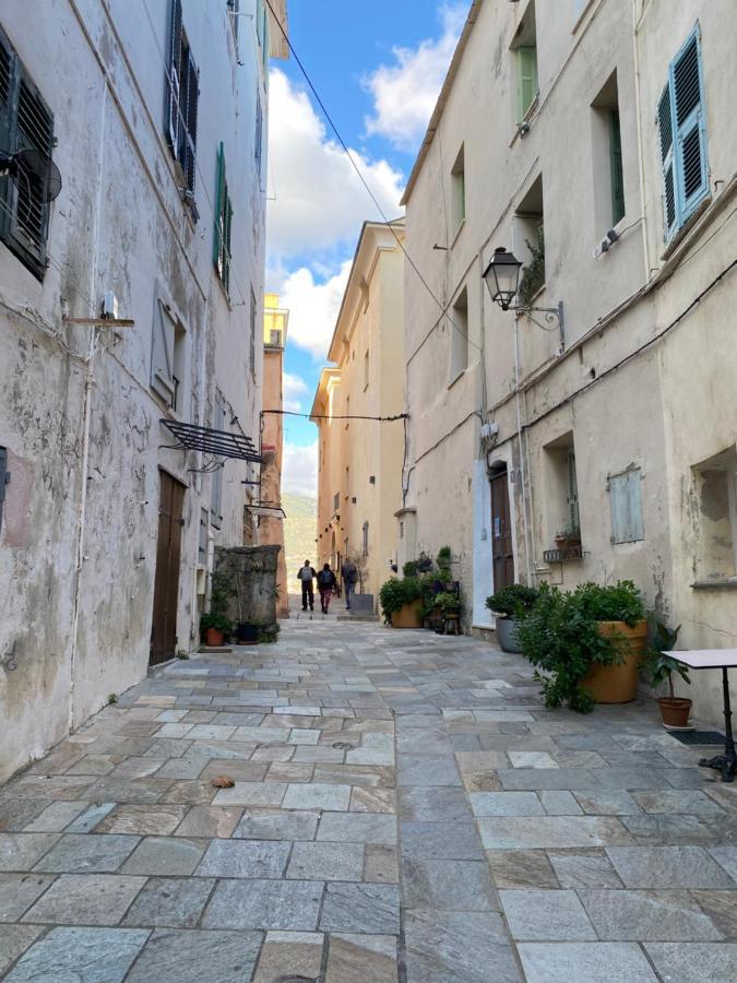 Bastia Citadelle: Superbe Appartement Luaran gambar